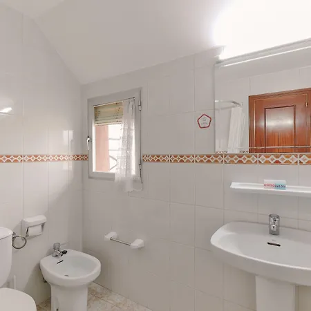 Oyo El Pilar ויאקסטין