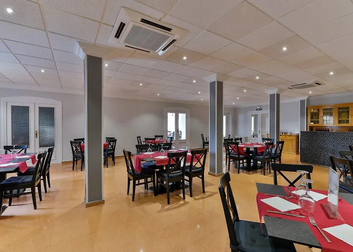 Oyo El Pilar Villacastín