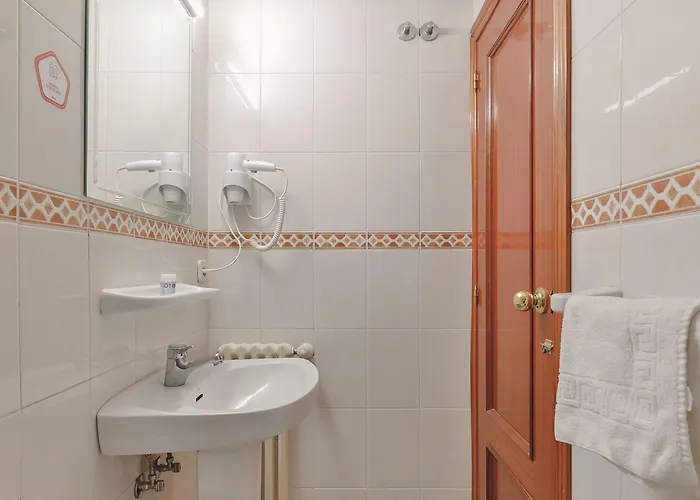 Gæstehus Oyo El Pilar