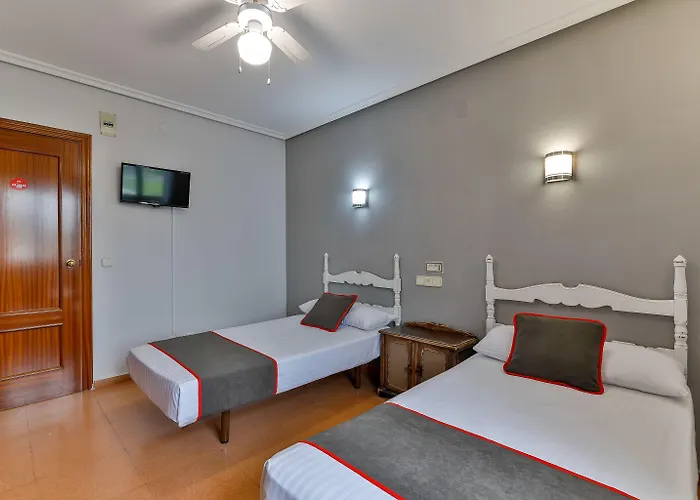 Oyo El Pilar Villacastín